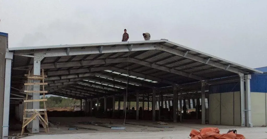 Nhà thép tiền chế lợp mái tôn